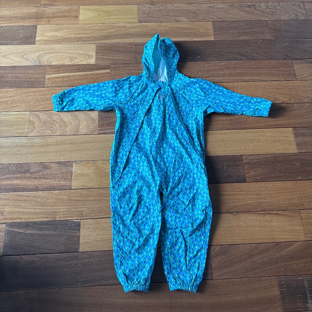 MEC splash suit kid size 5